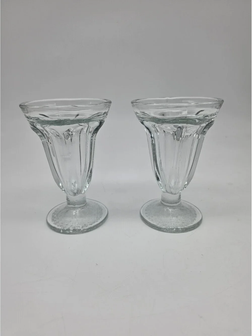 Set of 2 Clear Glass Dessert Cups